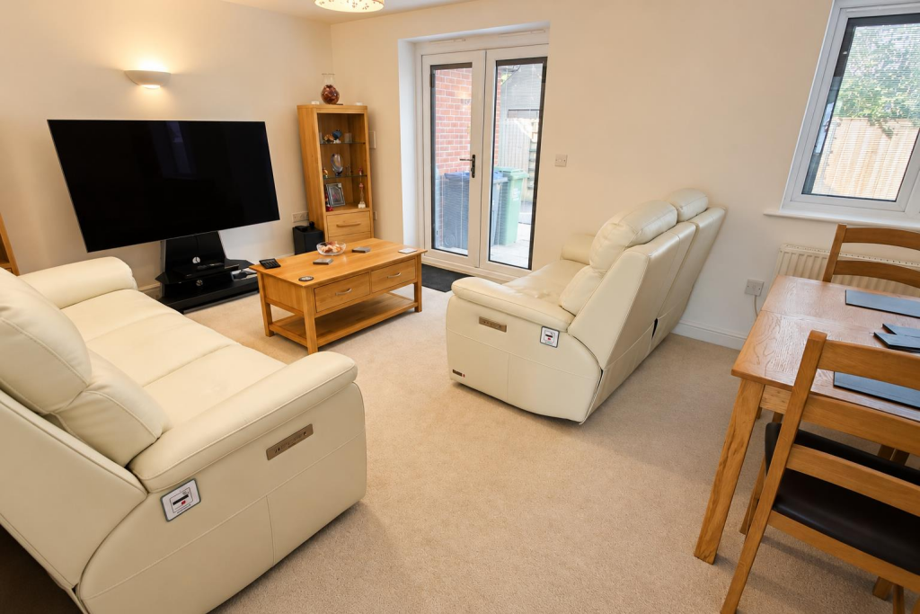 Sydney Wood Court, Loyalty Street, Chippenham photo 2