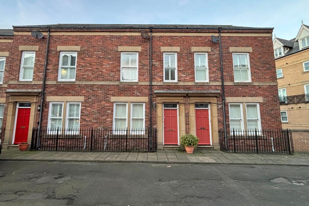 Main image of property: Middle Street,
Tynemouth, Tyne & Wear,
NE30 4ED