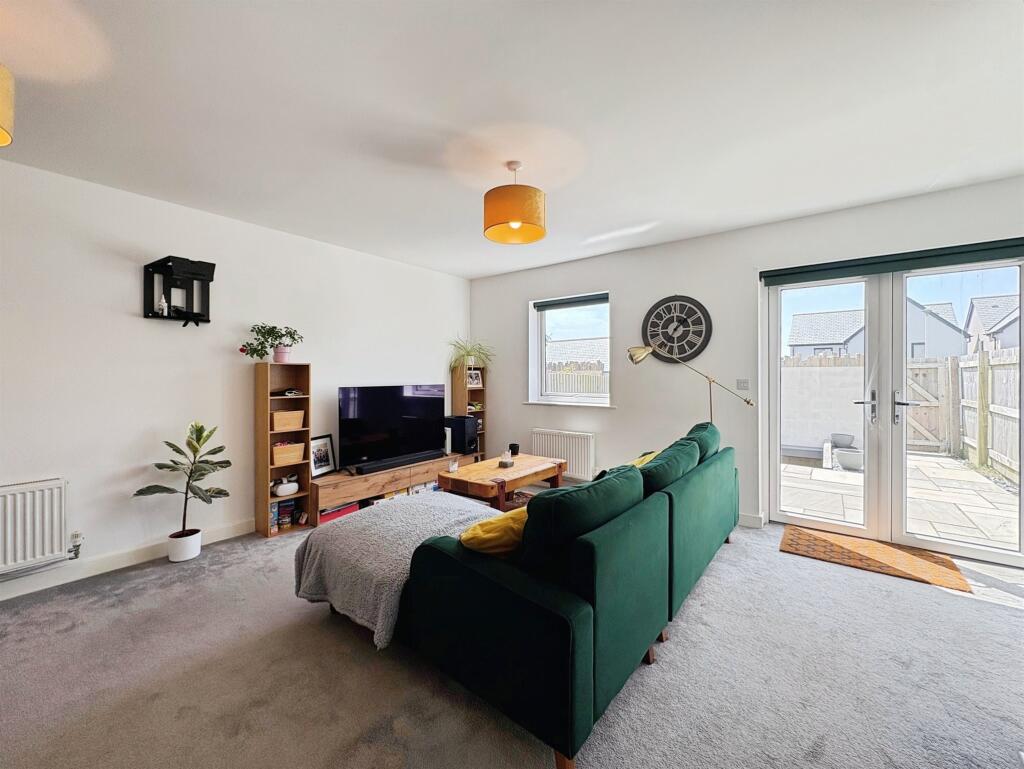 Main image of property: Applegate Way, Kingsbridge