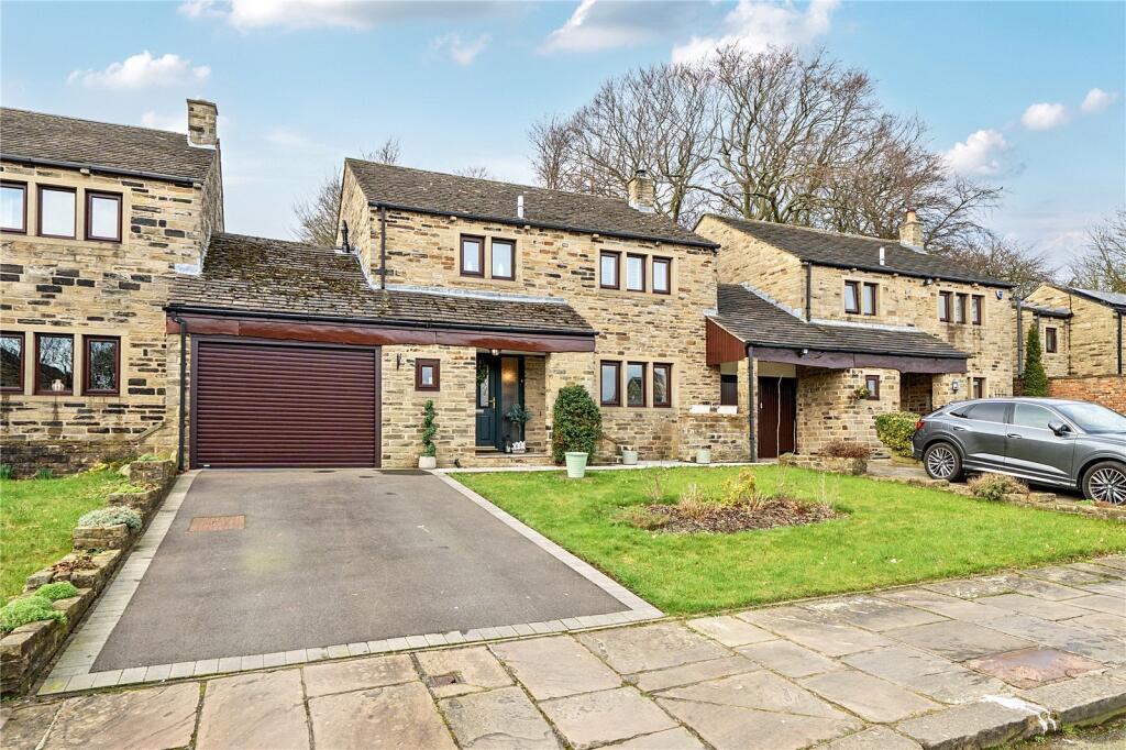 Main image of property: Nettleton Close, Bradford, West Yorkshire
