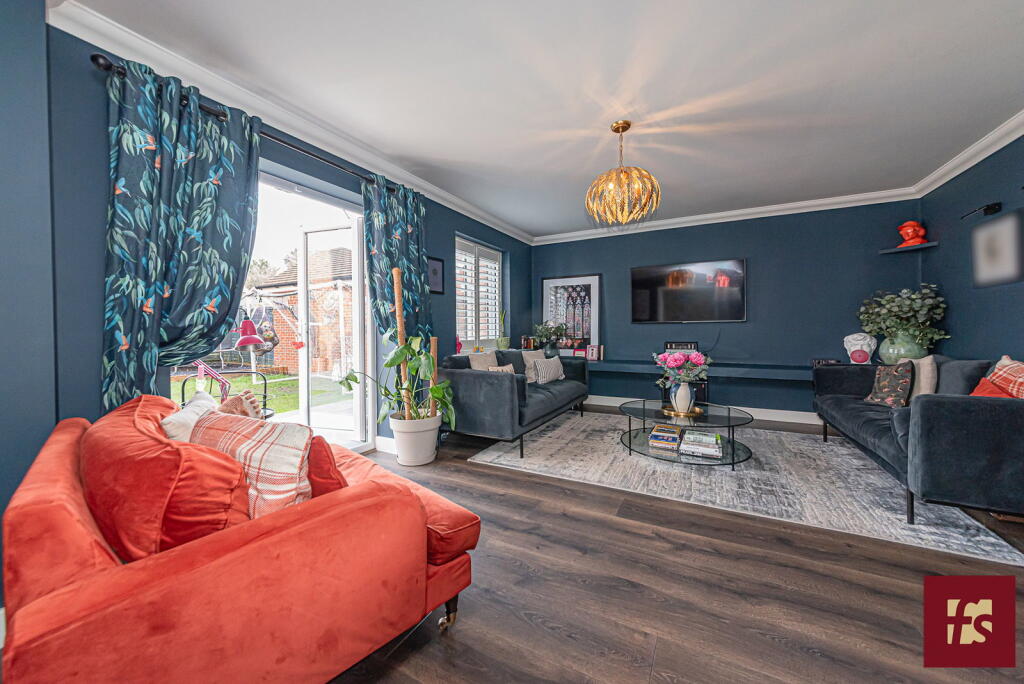 House in Crowthorne, Oakham Park, Wokingham - View 4