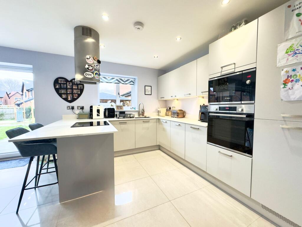 House in West Lancashire, North Meols - View 5