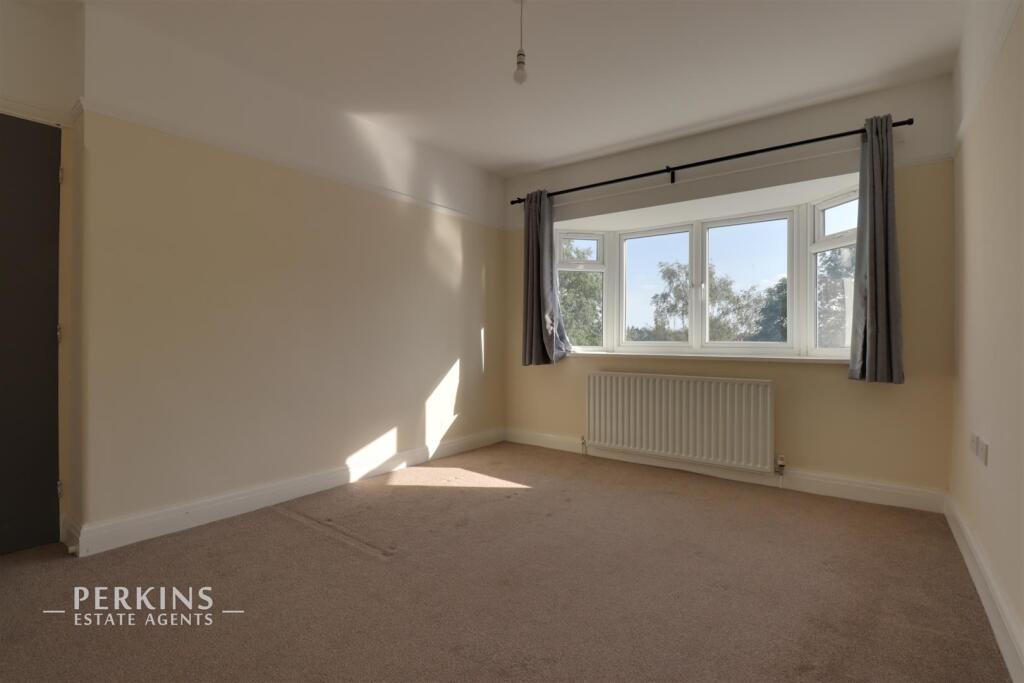 House in Southall - View 5