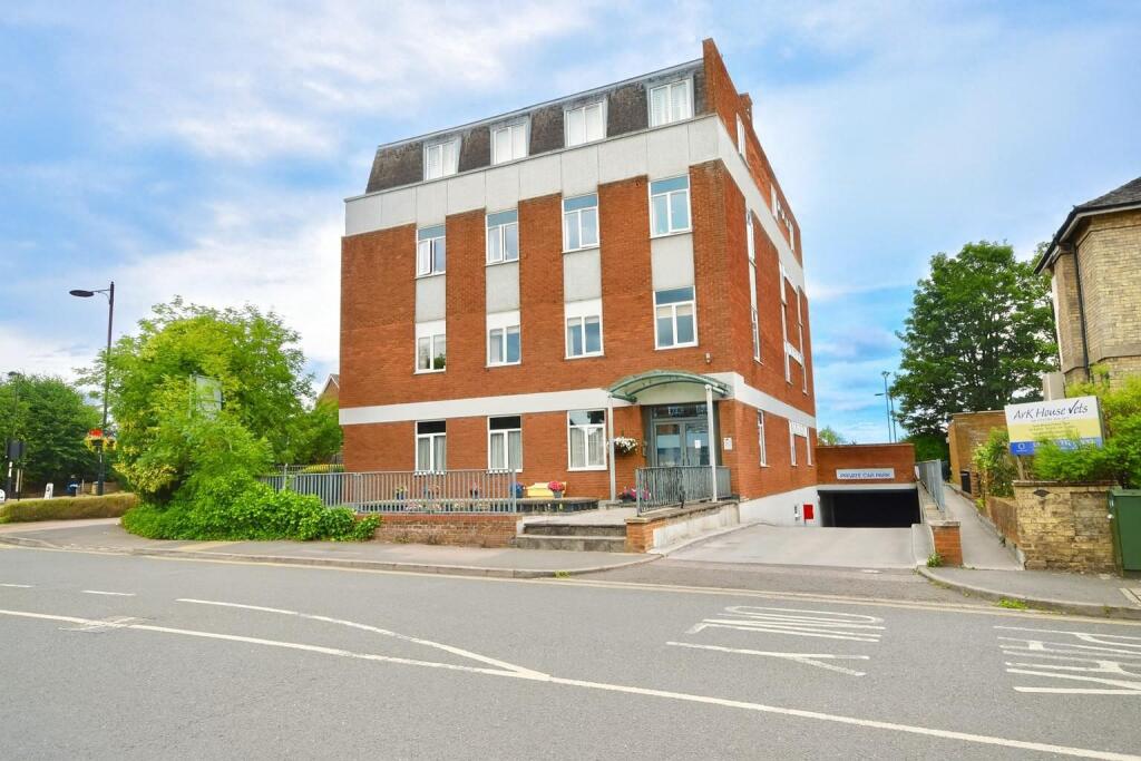 Main image of property: Sovereign House, Leighton Buzzard, LU7 1GR