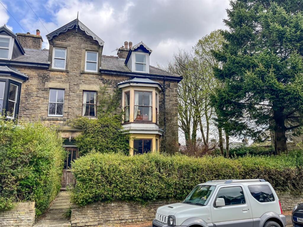 Main image of property: Compton Road, Buxton
