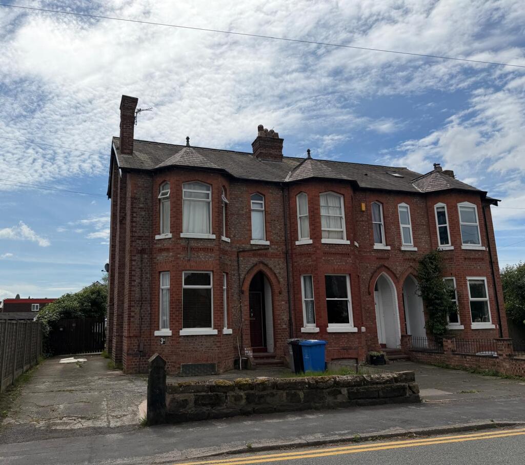 Studio flat on 3 Barkers Lane, Sale, Greater Manchester M33 6RP, £325,000