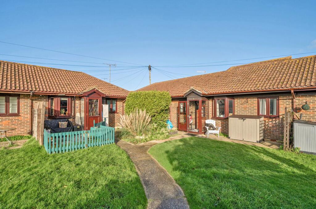 Manor Way, Elmer, PO22 photo 2