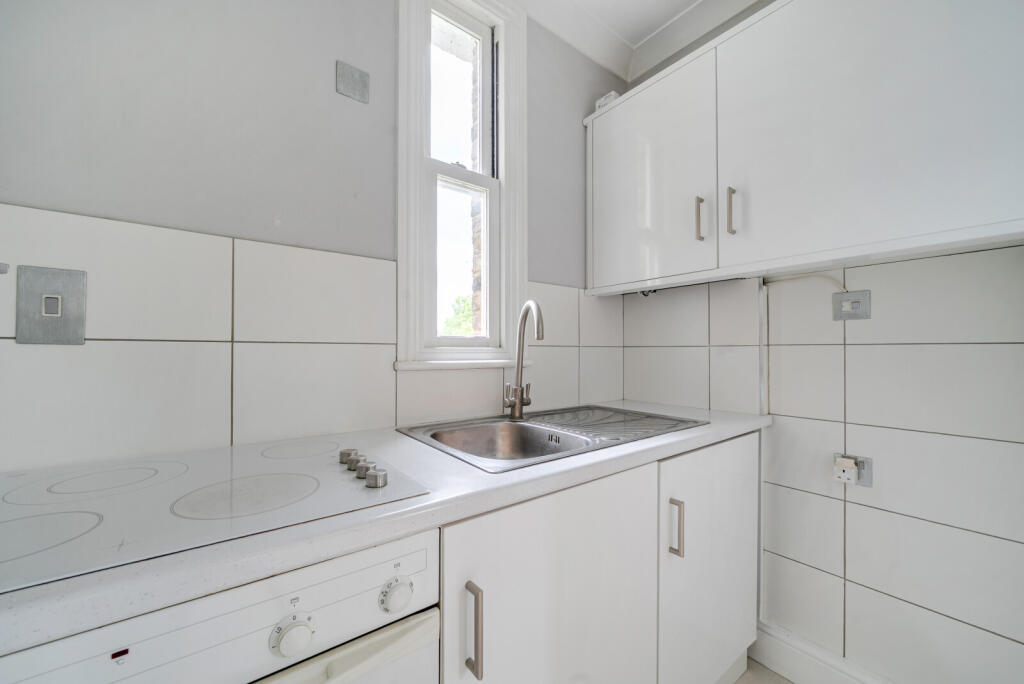 Waldegrave Park, Strawberry Hill, TW1 photo 3