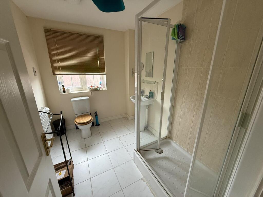 House in Swindon - View 5