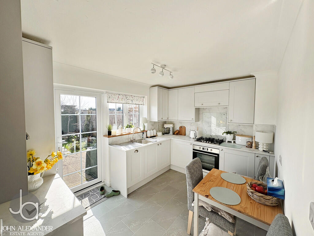 Montbretia Close, Stanway, Colchester photo 3