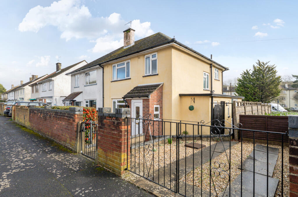 Main image of property: Bracegirdle Road, Headington, Oxford