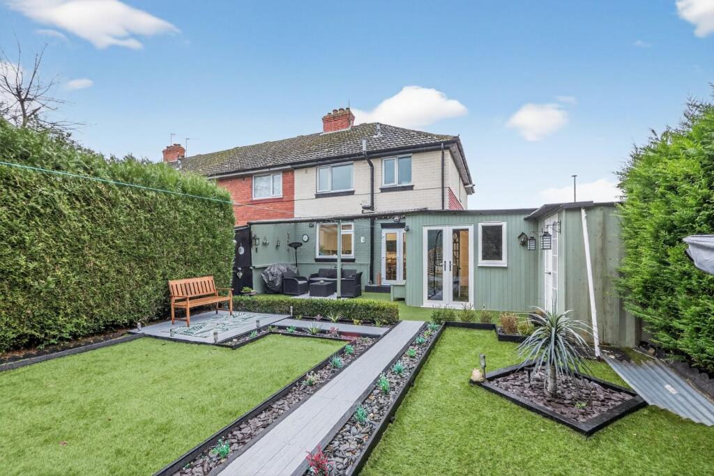 Main image of property: Burdyke Avenue, York