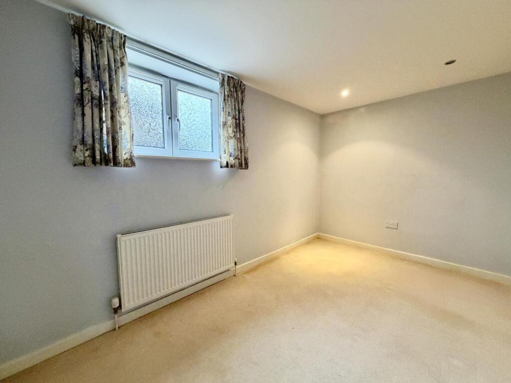 Apartment in Leeds - View 5