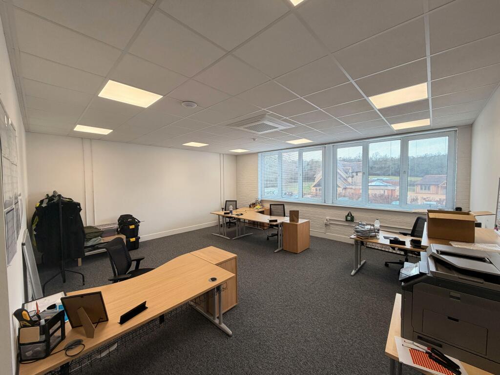 Internal (Suite 3).jpeg