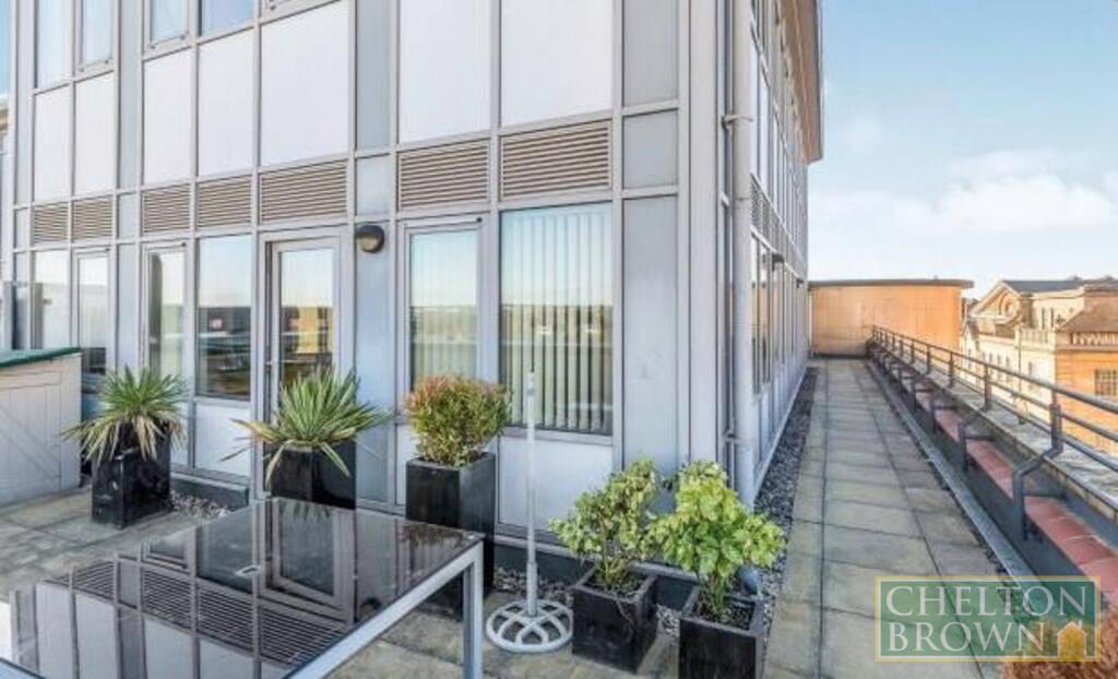 Apartment in Northampton, West Northamptonshire - View 4