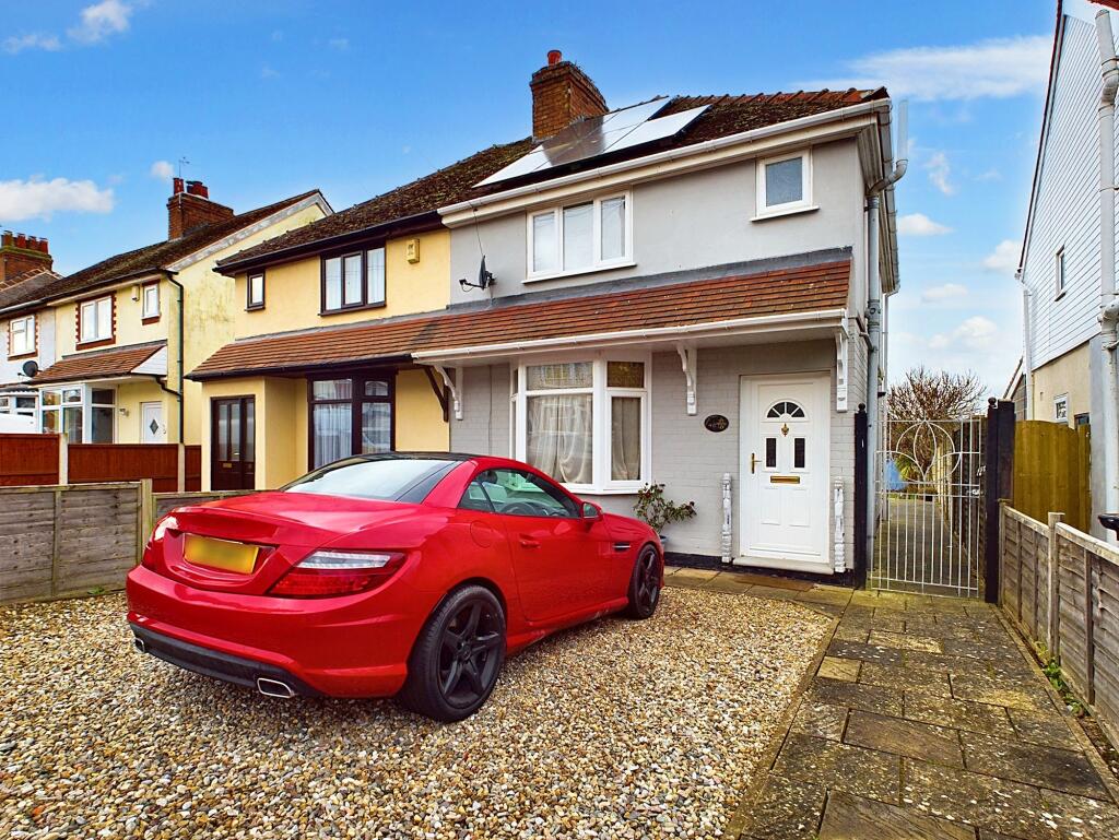 Main image of property: Castle Road, Nuneaton, CV10