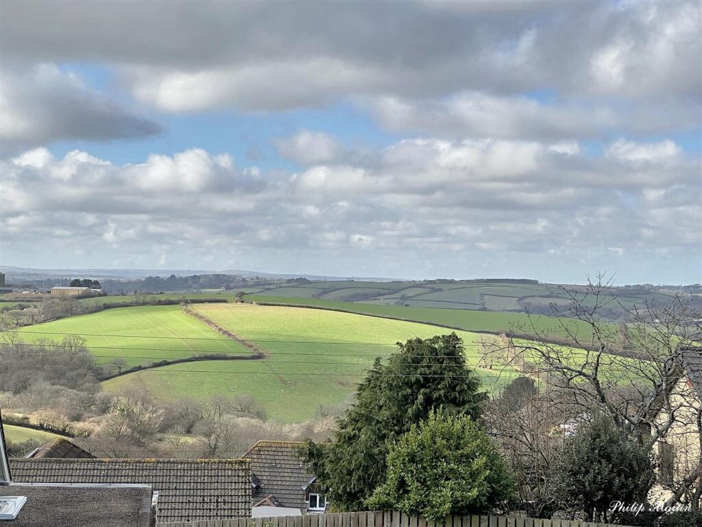 Ridgeway, Probus photo 2