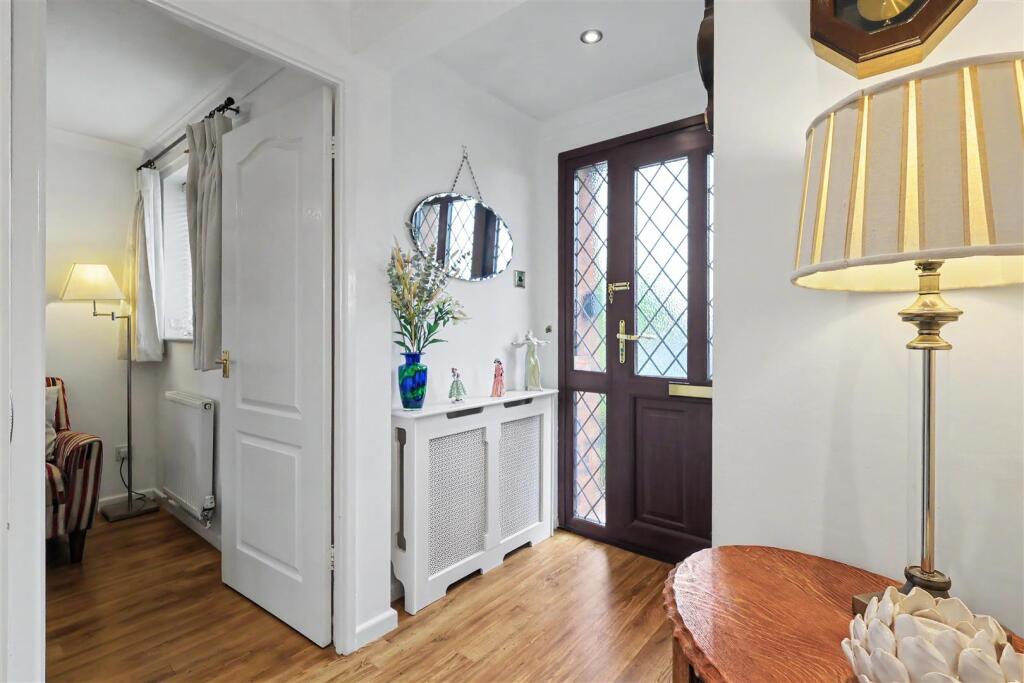 House in Nottingham, Gedling - View 5
