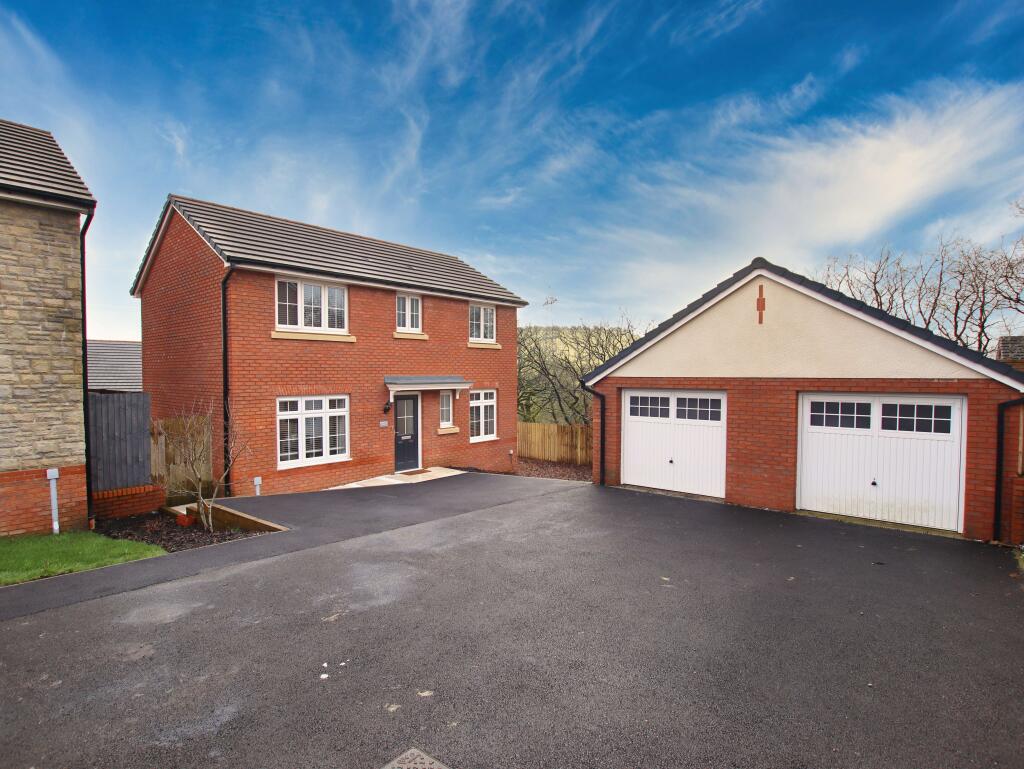 Main image of property: Comin Y Coed, Tonyrefail CF39 8GD