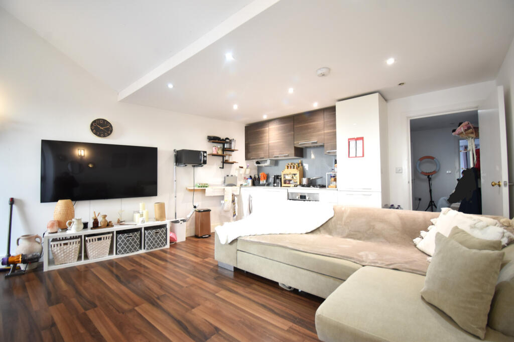 Main image of property: Station Road, London, NW4