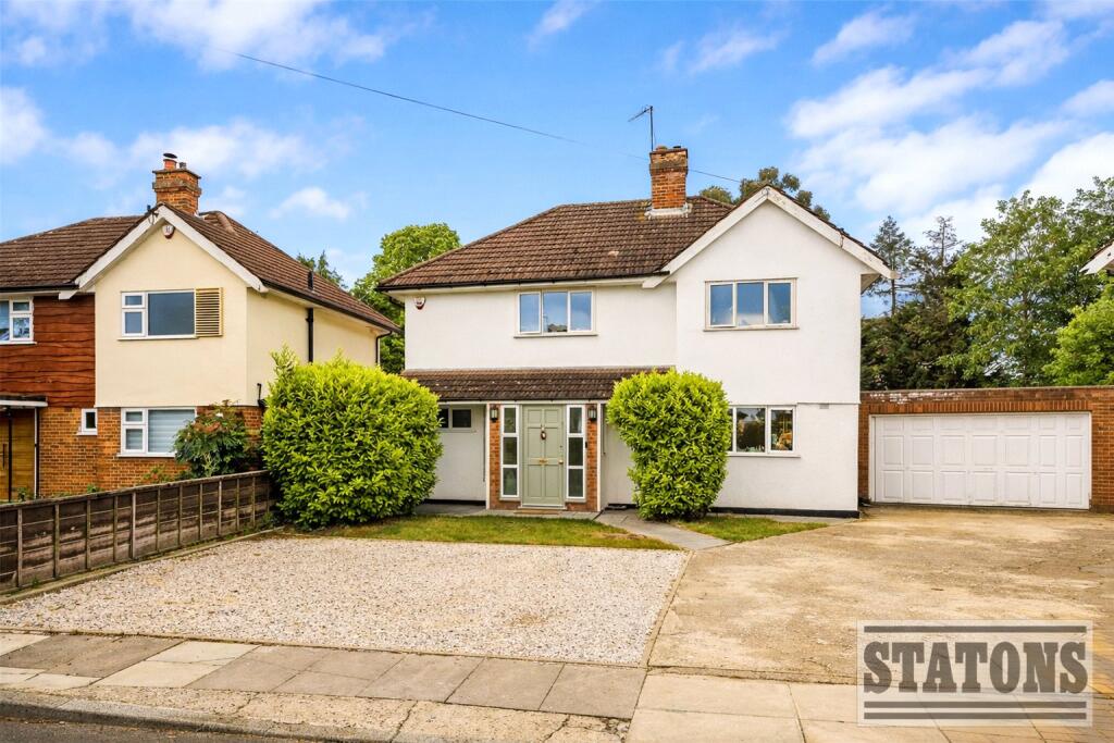 Main image of property: Greenway, London, N14