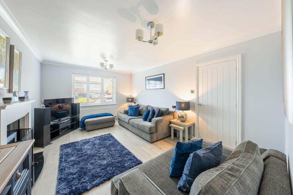 House in Pen-y-ffordd, Flintshire - View 3