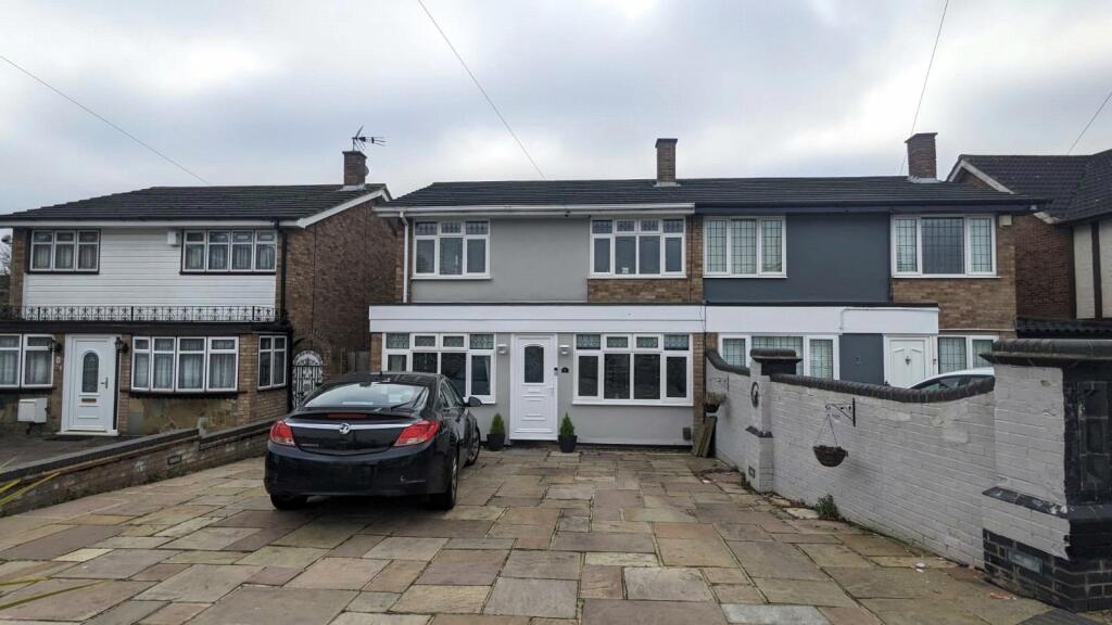 Main image of property: Grassmere Road, Hornchurch, RM11
