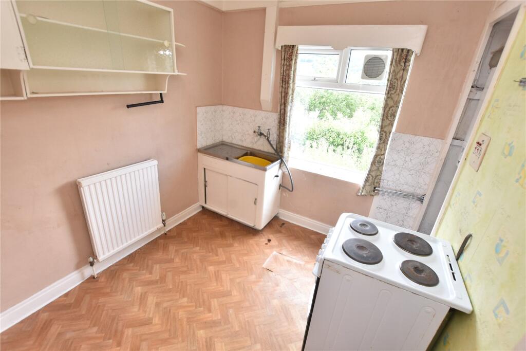 House in Bradford, Keighley - View 4