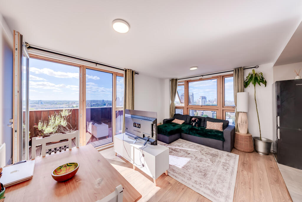 Apartment in London - View 2