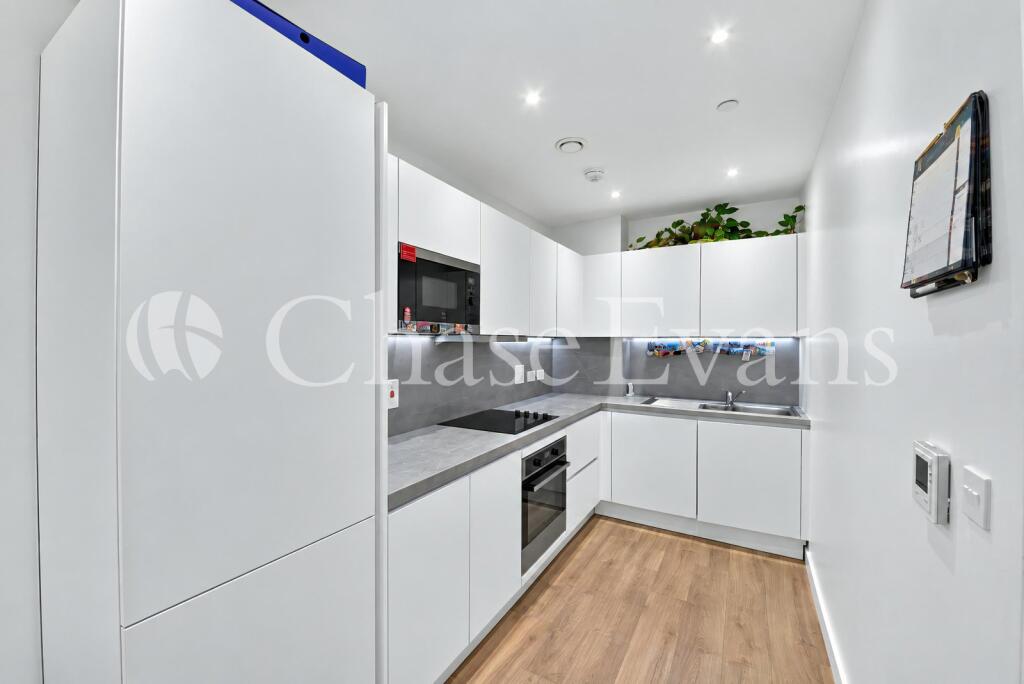 Apartment in Harrow - View 2