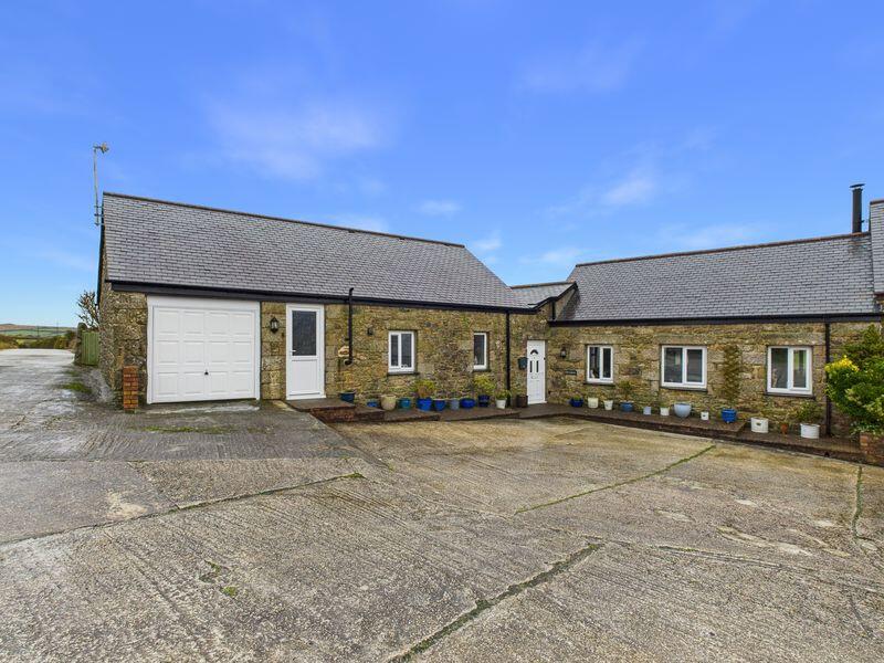 3-bed house on Burras, Helston, Panoramic Countryside Views, £460,000