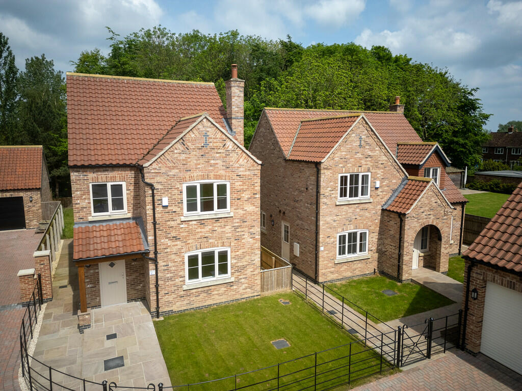 3-bed detached on Plot 12, Hunters Chase, Kilpin, Nr Howden, DN14 7ZB, £495,000
