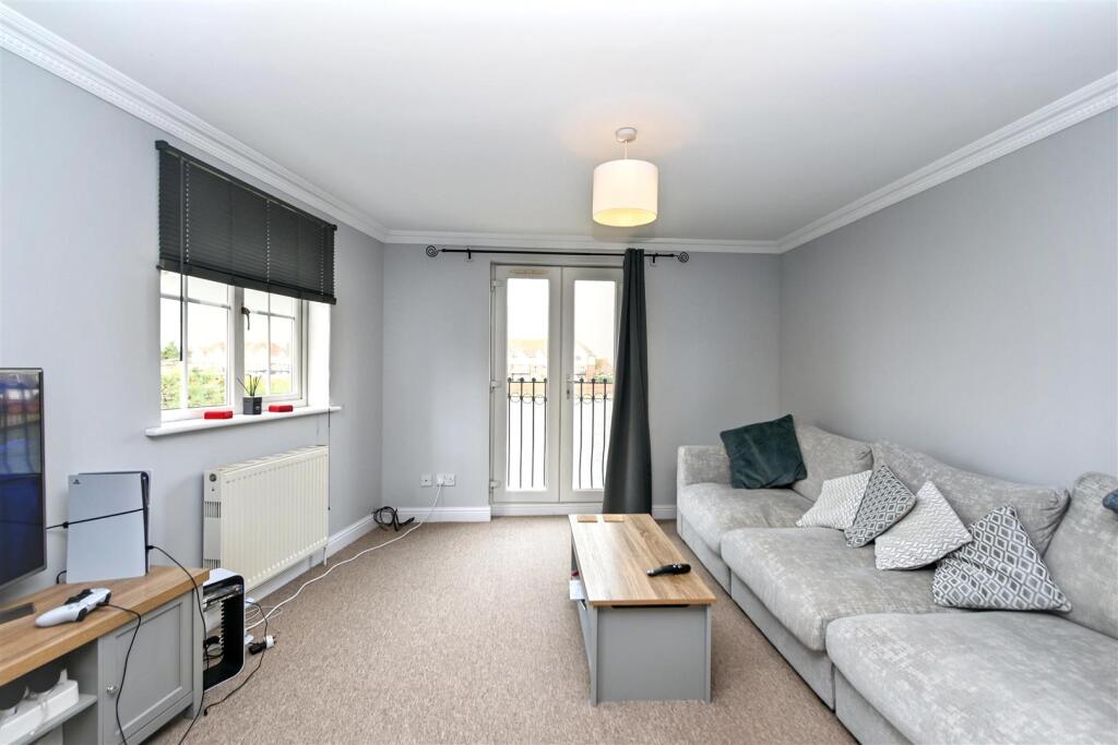 Apartment in Brighton - More