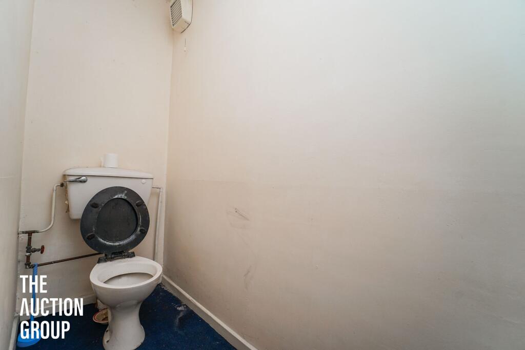 Warwick Street, Haslingden, BB4 - More