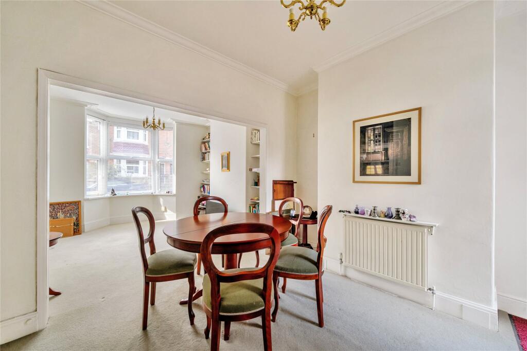 House in Exeter - View 3