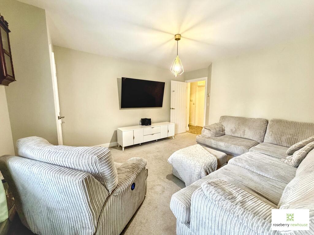 House in Stockton-on-Tees - View 3