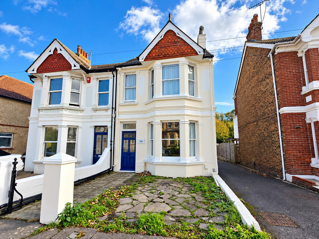 Victoria Road, Southwick