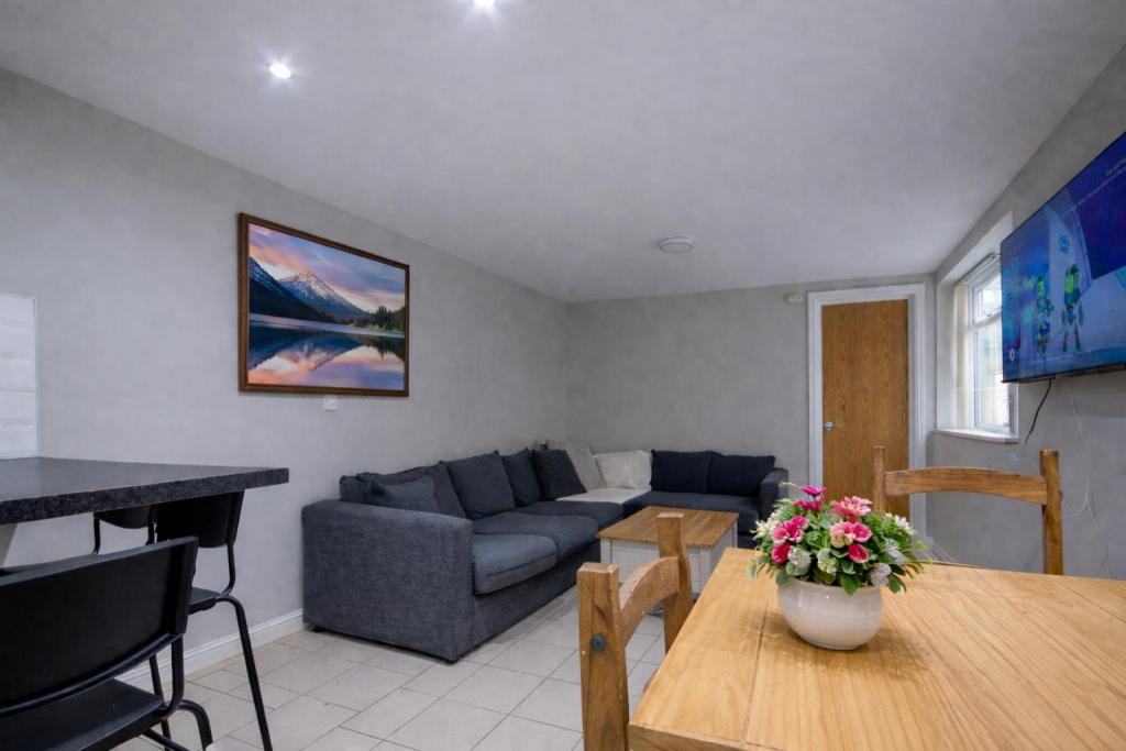 Main image of property: Merthyr Street, Cathays