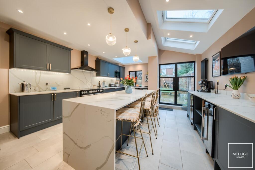 Bull Street, Harborne B17 0HH