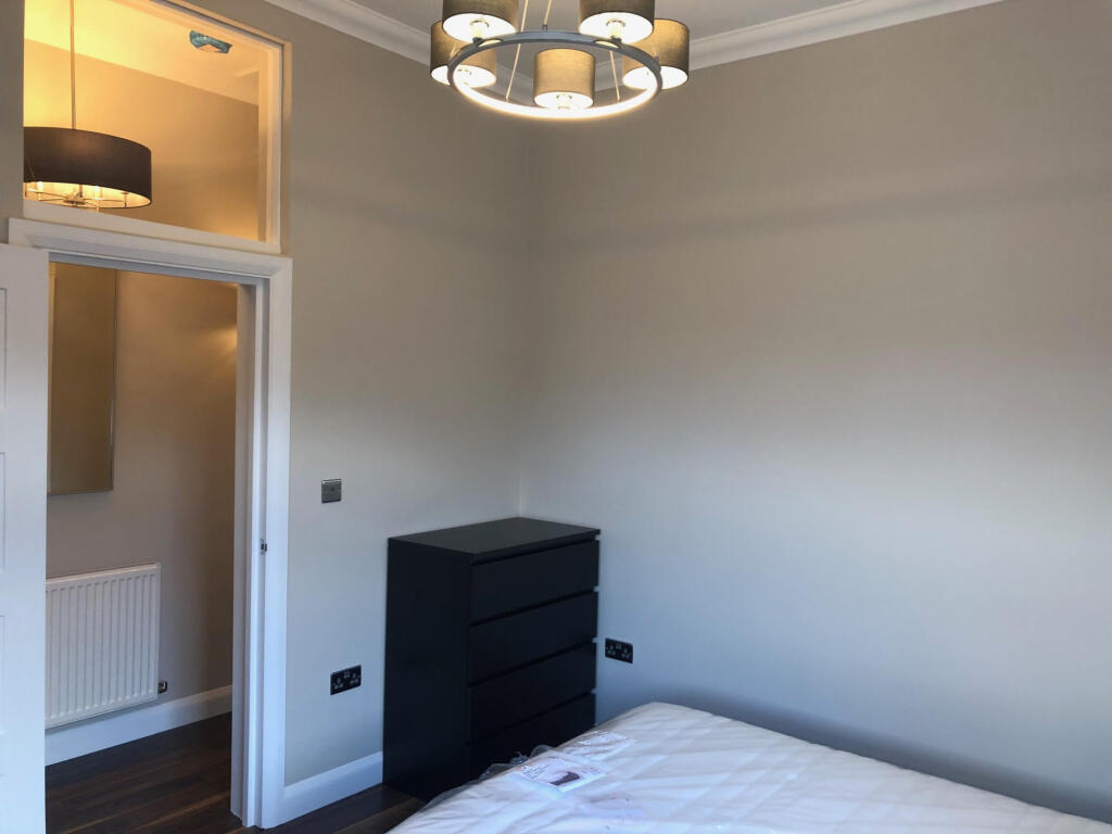 Apartment in London, North Finchley - View 5
