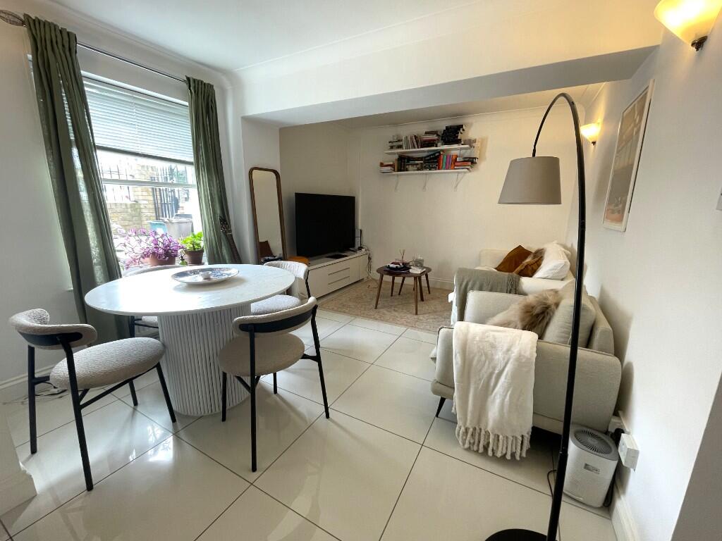 Main image of property: Southgate Road, London, N1