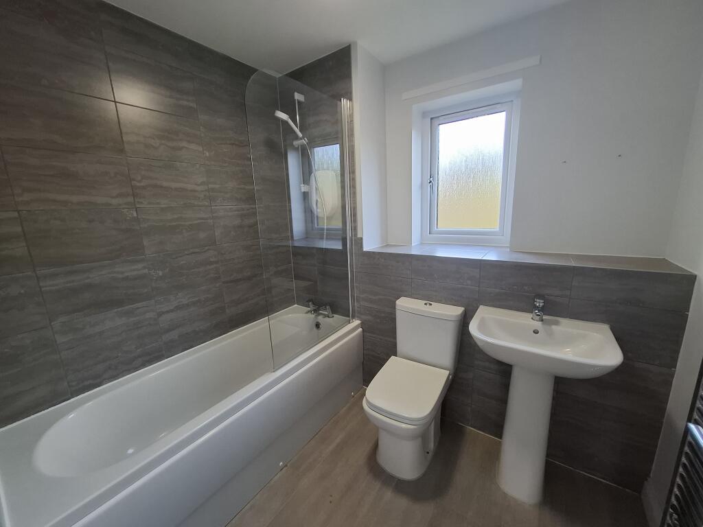 House in Durham - View 4