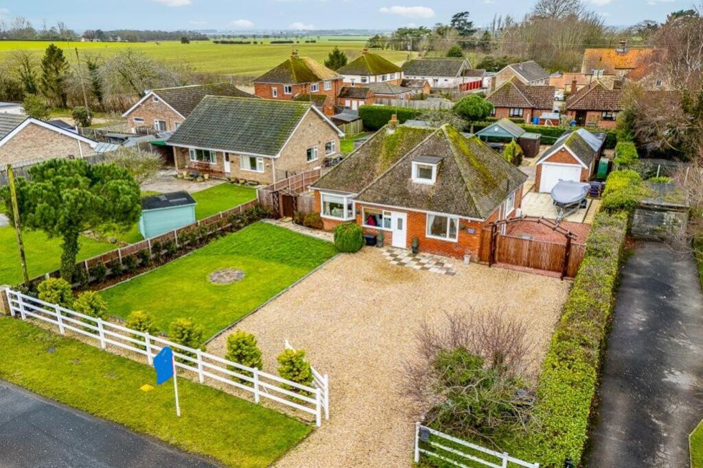 House in West Lindsey, Aisthorpe - View 4