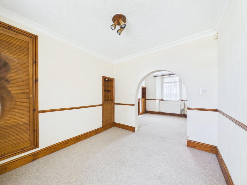 House in Torquay, Torbay - More
