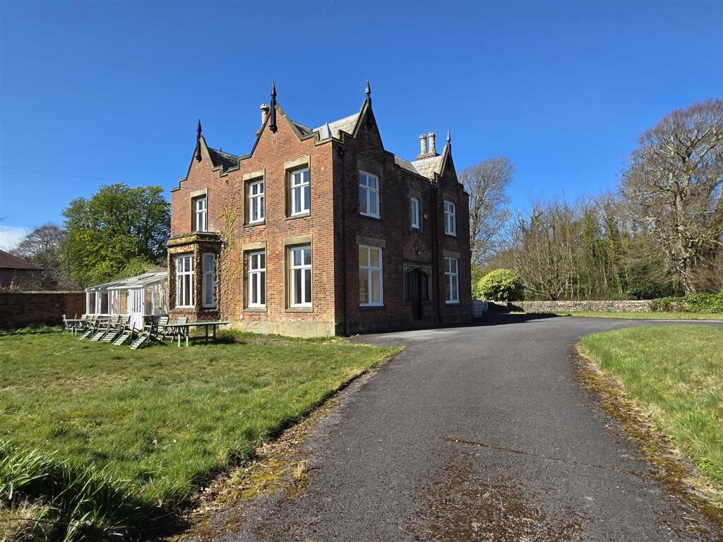 St Cuthbert's Vicarage, Church Road, Lytham photo 2