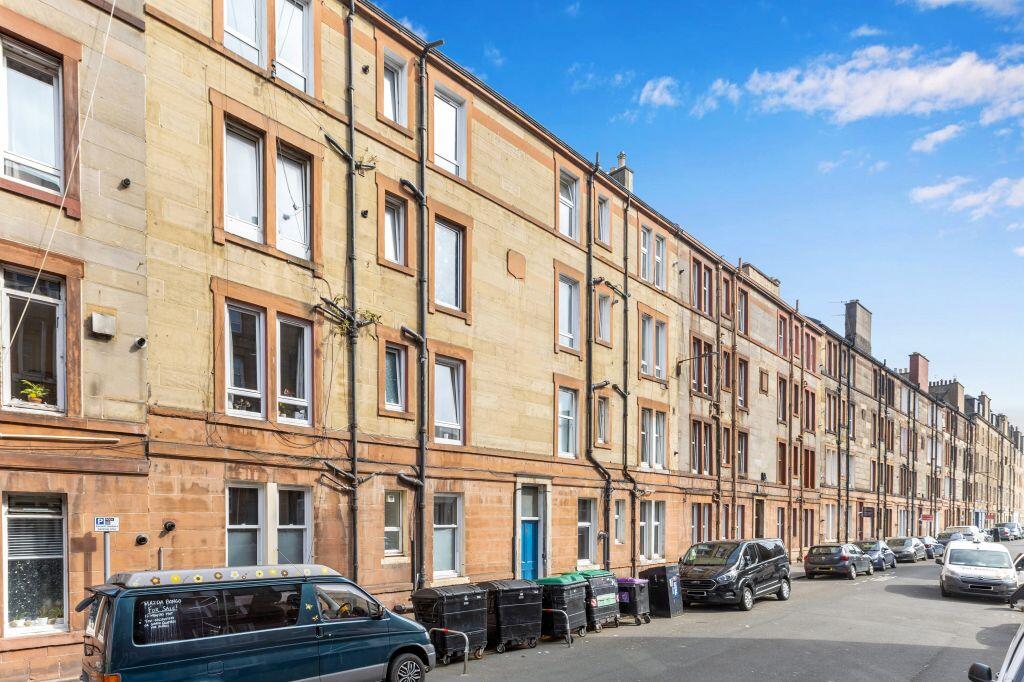 Main image of property: 9 (3F2), Rossie Place, Easter Road, Edinburgh, EH7 5SF