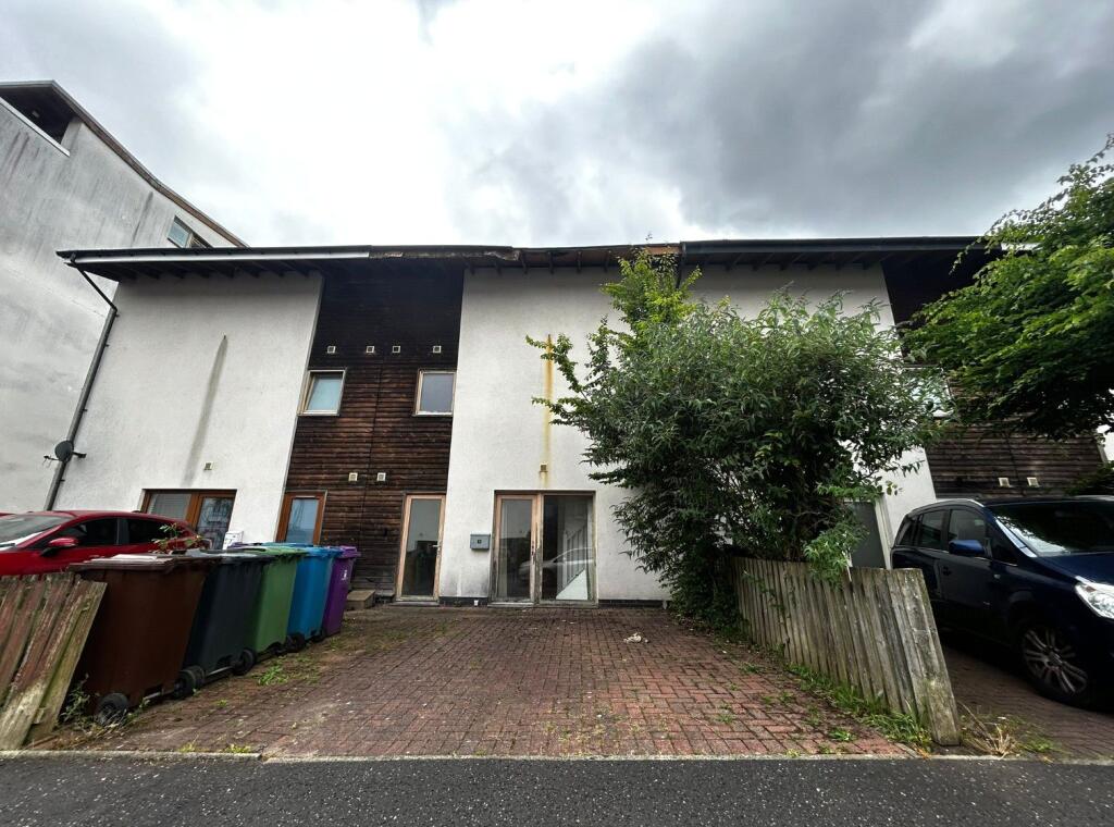 Main image of property: Lochburn Gate, Glasgow, Lanarkshire, G20