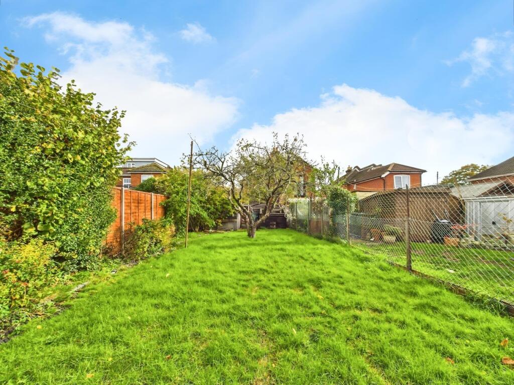 Hamble Lane, Southampton, SO31 photo 2