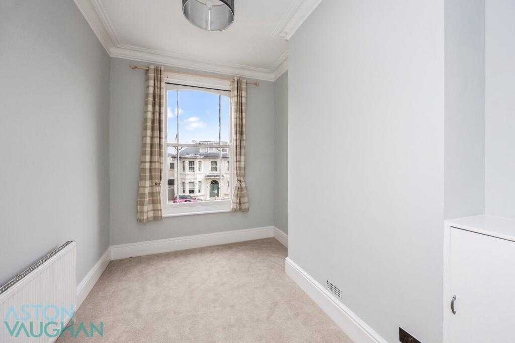Apartment in Brighton - More