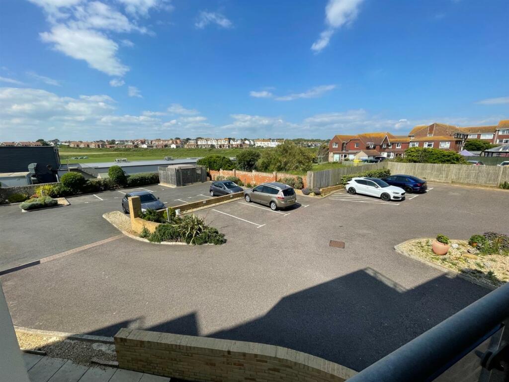 Eversley Court, Seaford photo 5